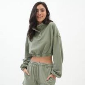 Women's Aeropostale Sweatshirt Sz M Snap Mock Neck Cropped Sage Green Cotton‎